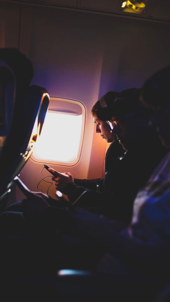 Dormir en el avión logrará que te sientas descansado al llegar a tu destino