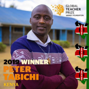 Cortesía de:https://www.the-star.co.ke/news/2019-03-24-kenyan-wins-prestigious-sh100m-global-teacher-prize/