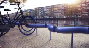 Cortesía de: https://lifeandsoulmagazine.com/2019/01/20/s-park-amsterdam-cyclists-could-generate-sustainable-energy-via-their-bikes/